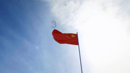 国家队队友！爱德华兹与JJJ赛后交换球衣并合影留念